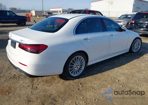 2021 Mercedes-Benz E 350 4Matic z USA, uszkodzony, nr VIN W1KZF8EB7MA967225